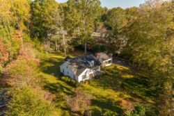 210 Lynch St-049.jpg