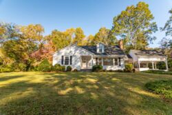 210 Lynch St-002.jpg