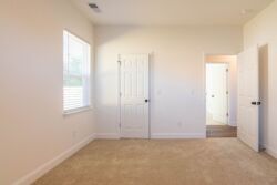 719 Smith St-018.jpg