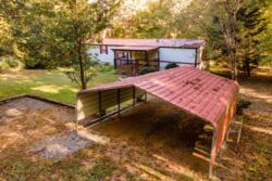 190 Carrs Ct-028.jpg