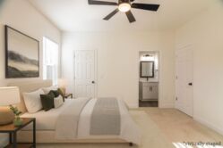 719 Smith St-013-staged.jpg